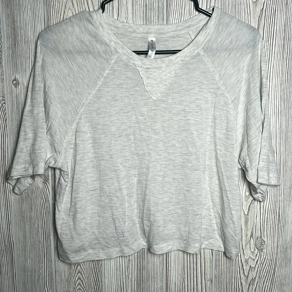 Fabletics crop light weight top. Size medium